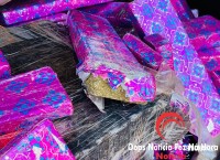 DENARC prende quatro pessoas e apreende 233 Kg de maconha na BR-277 após investigação DENARC prende quatro pessoas e apreende 233 Kg de maconha na BR-277 após investigação