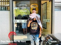 DENARC prende quatro pessoas e apreende 233 Kg de maconha na BR-277 após investigação DENARC prende quatro pessoas e apreende 233 Kg de maconha na BR-277 após investigação