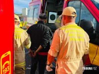 Ladrões de moto se dão mal após fugirem da Policia Militar. Um foi baleado e outro preso na Av. Andradina Ladrões de moto se dão mal após fugirem da Policia Militar. Um foi baleado e outro preso na Av. Andradina