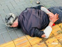 Ladrões de moto se dão mal após fugirem da Policia Militar. Um foi baleado e outro preso na Av. Andradina Ladrões de moto se dão mal após fugirem da Policia Militar. Um foi baleado e outro preso na Av. Andradina