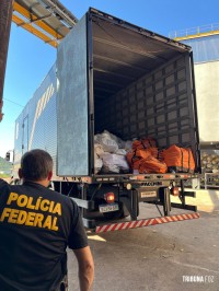 Delegacia da Polícia Federal de Foz do Iguaçu incinera mais de 11,8 toneladas de drogas Delegacia da Polícia Federal de Foz do Iguaçu incinera mais de 11,8 toneladas de drogas