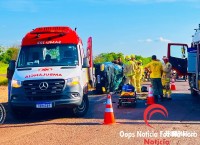 Colisão seguido de tombamento mobiliza Siate, Samu e o Corpo de Bombeiros na Av. Perimetral Leste Colisão seguido de tombamento mobiliza Siate, Samu e o Corpo de Bombeiros na Av. Perimetral Leste