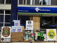 PF, PM e Marinha realizam quatro apreensões na margem do Rio Paraná em Foz do Iguaçu PF, PM e Marinha realizam quatro apreensões na margem do Rio Paraná em Foz do Iguaçu