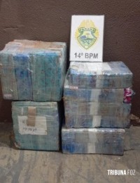 Polícia Militar apreende 106 quilos de maconha no Bairro Porto Meira Polícia Militar apreende 106 quilos de maconha no Bairro Porto Meira