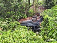 Mulher fica ferida após capotamento na rodovia em Marechal Cândido Rondon Mulher fica ferida após capotamento na rodovia em Marechal Cândido Rondon