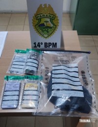 PM prende suspeito por tráfico de drogas na Av. Independência em Medianeira PM prende suspeito por tráfico de drogas na Av. Independência em Medianeira