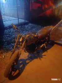 Guarda Municipal cumpre mandado de prisão durante a madrugada no Jardim Dourado Guarda Municipal cumpre mandado de prisão durante a madrugada no Jardim Dourado