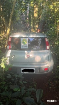 Polícia Militar recupera veículo furtado em área rural de Medianeira Polícia Militar recupera veículo furtado em área rural de Medianeira