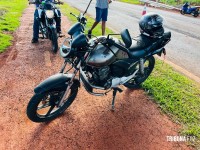 Colisão entre duas motocicletas deixa duas pessoas feridas na marginal da BR-277 Colisão entre duas motocicletas deixa duas pessoas feridas na marginal da BR-277