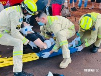 Colisão entre duas motocicletas deixa duas pessoas feridas na marginal da BR-277 Colisão entre duas motocicletas deixa duas pessoas feridas na marginal da BR-277