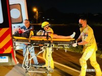 Grave acidente entre carro e moto deixa mulher em estado gravíssimo na Av. Perimetral Leste Grave acidente entre carro e moto deixa mulher em estado gravíssimo na Av. Perimetral Leste