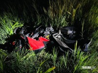 Grave acidente entre carro e moto deixa mulher em estado gravíssimo na Av. Perimetral Leste Grave acidente entre carro e moto deixa mulher em estado gravíssimo na Av. Perimetral Leste