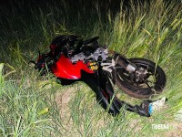 Grave acidente entre carro e moto deixa mulher em estado gravíssimo na Av. Perimetral Leste Grave acidente entre carro e moto deixa mulher em estado gravíssimo na Av. Perimetral Leste