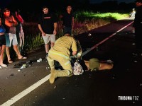 Grave acidente entre carro e moto deixa mulher em estado gravíssimo na Av. Perimetral Leste Grave acidente entre carro e moto deixa mulher em estado gravíssimo na Av. Perimetral Leste