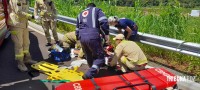 Motociclista que pilotava na contra-mão na Perimetral Leste colide de frente com veículo em cima do viaduto com a Av. das Cataratas Motociclista que pilotava na contra-mão na Perimetral Leste colide de frente com veículo em cima do viaduto com a Av. das Cataratas