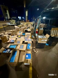 Receita Federal de Foz do Iguaçu retém mais de 1 milhão e meio de reais em mercadorias contrabandeadas na Ponte da Amizade Receita Federal de Foz do Iguaçu retém mais de 1 milhão e meio de reais em mercadorias contrabandeadas na Ponte da Amizade