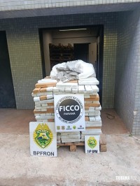 Em ação integrada, BPFRON prende homem com quase 700 Kg de drogas em Céu Azul Em ação integrada, BPFRON prende homem com quase 700 Kg de drogas em Céu Azul