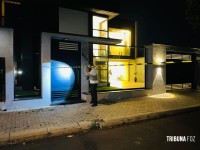 Troca de tiros com a PM durante roubo termina com um morto, um ferido e outro preso no Jardim Dona Fátima Troca de tiros com a PM durante roubo termina com um morto, um ferido e outro preso no Jardim Dona Fátima