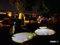 Troca de tiros com a PM durante roubo termina com um morto, um ferido e outro preso no Jardim Dona Fátima Troca de tiros com a PM durante roubo termina com um morto, um ferido e outro preso no Jardim Dona Fátima