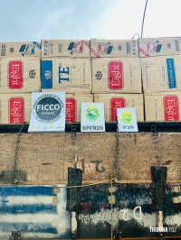 FICCO/PR apreende duas carretas e prende dois paraguaios com 603 caixas de cigarros em Santa Terezinha de Itaipu FICCO/PR apreende duas carretas e prende dois paraguaios com 603 caixas de cigarros em Santa Terezinha de Itaipu