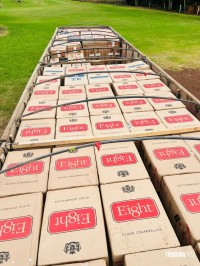 FICCO/PR apreende duas carretas e prende dois paraguaios com 603 caixas de cigarros em Santa Terezinha de Itaipu FICCO/PR apreende duas carretas e prende dois paraguaios com 603 caixas de cigarros em Santa Terezinha de Itaipu