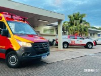 Homem é agredido com pedrada e esfaqueado durante assalto na Vila Yolanda Homem é agredido com pedrada e esfaqueado durante assalto na Vila Yolanda