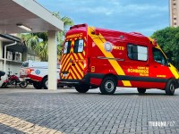 Homem é agredido com pedrada e esfaqueado durante assalto na Vila Yolanda Homem é agredido com pedrada e esfaqueado durante assalto na Vila Yolanda