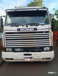 Carreta furtada é recuperada após rastro de destruição na Vila Miranda em Foz do Iguaçu Carreta furtada é recuperada após rastro de destruição na Vila Miranda em Foz do Iguaçu