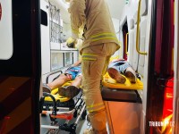 Casal é esfaqueado no bairro Jardim Dourado e encaminhado em estado grave ao hospital Casal é esfaqueado no bairro Jardim Dourado e encaminhado em estado grave ao hospital