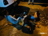 Casal é esfaqueado no bairro Jardim Dourado e encaminhado em estado grave ao hospital Casal é esfaqueado no bairro Jardim Dourado e encaminhado em estado grave ao hospital