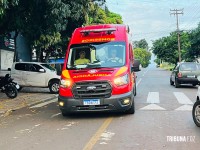 Manobra de “grau” termina em queda e deixa motociclista ferido no Bairro Três Bandeiras Manobra de “grau” termina em queda e deixa motociclista ferido no Bairro Três Bandeiras