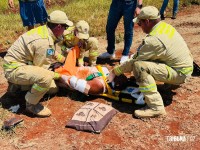 Trabalhador cai em poço de silo e morre no Paraguai Trabalhador cai em poço de silo e morre no Paraguai