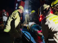 Grave acidente na Av. Perimetral Leste: Motorista fica preso nas ferragens após colidir contra motocicleta Grave acidente na Av. Perimetral Leste: Motorista fica preso nas ferragens após colidir contra motocicleta