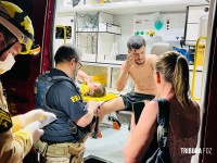 Grave acidente na Av. Perimetral Leste: Motorista fica preso nas ferragens após colidir contra motocicleta Grave acidente na Av. Perimetral Leste: Motorista fica preso nas ferragens após colidir contra motocicleta