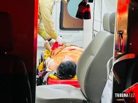 Carro passa atirando e deixa três pessoas em estado gravíssimo no Bairro Jardim São Paulo Carro passa atirando e deixa três pessoas em estado gravíssimo no Bairro Jardim São Paulo