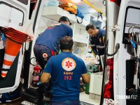 Carro passa atirando e deixa três pessoas em estado gravíssimo no Bairro Jardim São Paulo Carro passa atirando e deixa três pessoas em estado gravíssimo no Bairro Jardim São Paulo