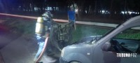 Bombeiros interveem em incêndio veicular na Av. das Cataratas Bombeiros interveem em incêndio veicular na Av. das Cataratas