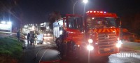 Bombeiros interveem em incêndio veicular na Av. das Cataratas Bombeiros interveem em incêndio veicular na Av. das Cataratas