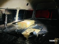 Van carregada com celulares é apreendida após motorista bater e fugir no Jardim das Palmeiras Van carregada com celulares é apreendida após motorista bater e fugir no Jardim das Palmeiras