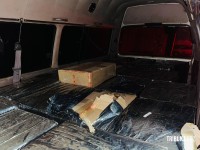 Van carregada com celulares é apreendida após motorista bater e fugir no Jardim das Palmeiras Van carregada com celulares é apreendida após motorista bater e fugir no Jardim das Palmeiras