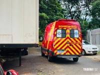 Mulher é esfaqueada pede socorro em casa de recuperação em Foz do Iguaçu Mulher é esfaqueada pede socorro em casa de recuperação em Foz do Iguaçu