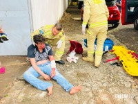 Mulher é esfaqueada pede socorro em casa de recuperação em Foz do Iguaçu Mulher é esfaqueada pede socorro em casa de recuperação em Foz do Iguaçu