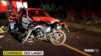 Colisão gravíssima entre carro e moto deixa feridos em Santa Helena Colisão gravíssima entre carro e moto deixa feridos em Santa Helena