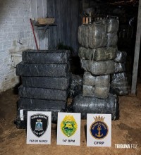 Ação integrada apreende mais de 400 Kg de maconha em Foz do Iguaçu Ação integrada apreende mais de 400 Kg de maconha em Foz do Iguaçu