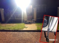 Pedreiro morre após atirar acidentalmente em si mesmo com seu próprio rifle em Santa Rina, no Paraguai Pedreiro morre após atirar acidentalmente em si mesmo com seu próprio rifle em Santa Rina, no Paraguai