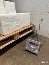PF apreende 130 Kg de maconha com apoio de cães farejadores em Foz do Iguaçu PF apreende 130 Kg de maconha com apoio de cães farejadores em Foz do Iguaçu