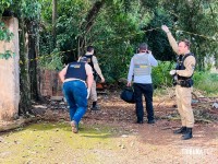 Adolescente de 15 anos é encontrada morta em terreno baldio no Bairro Portal da Foz em Foz do Iguaçu Adolescente de 15 anos é encontrada morta em terreno baldio no Bairro Portal da Foz em Foz do Iguaçu
