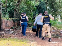 Adolescente de 15 anos é encontrada morta em terreno baldio no Bairro Portal da Foz em Foz do Iguaçu Adolescente de 15 anos é encontrada morta em terreno baldio no Bairro Portal da Foz em Foz do Iguaçu