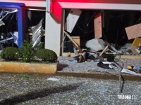 Quadrilha especializada em roubo a bancos explodem duas agencias em Santa Rita no Paraguai durante a madrugada Quadrilha especializada em roubo a bancos explodem duas agencias em Santa Rita no Paraguai durante a madrugada