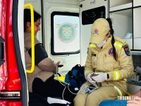 Casal fica ferido após capotamento de veículo na Av. das Cataratas Casal fica ferido após capotamento de veículo na Av. das Cataratas